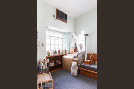 Casa à venda com 550m², 4 quartos e 4 vagas Casa à venda com 550m², 4 quartos e 4 vagasSala 2