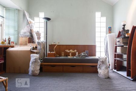 Casa à venda com 550m², 4 quartos e 4 vagas Casa à venda com 550m², 4 quartos e 4 vagasSala 2