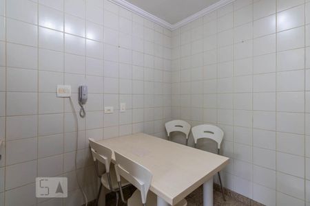 Apartamento à venda com 126m², 2 quartos e 3 vagas Apartamento à venda com 126m², 2 quartos e 3 vagasCozinha