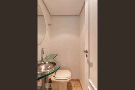 Lavabo de apartamento para alugar com 2 quartos, 126m² em Vila Nova Conceição, São Paulo
