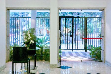 Apartamento à venda com 126m², 2 quartos e 3 vagas Apartamento à venda com 126m², 2 quartos e 3 vagasÁrea comum