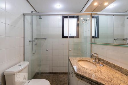 Banheiro Suite 1 de apartamento para alugar com 2 quartos, 126m² em Vila Nova Conceição, São Paulo