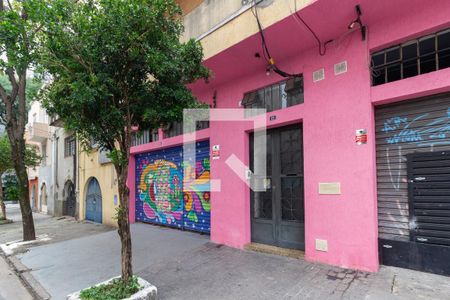 Apartamento para alugar com 83m², 2 quartos e sem vagaFachada