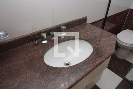 Casa à venda com 200m², 3 quartos e 4 vagasBanheiro Social