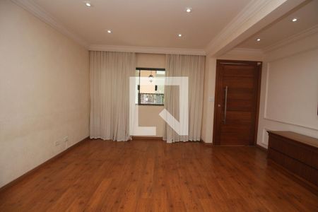 Casa à venda com 200m², 3 quartos e 4 vagasSala de TV