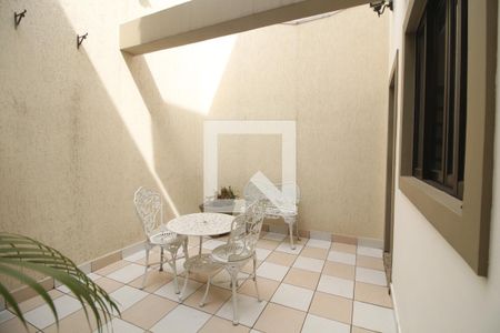 Casa à venda com 200m², 3 quartos e 4 vagasChurrasqueira