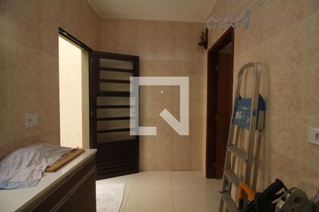 Casa à venda com 200m², 3 quartos e 4 vagasÁrea de Serviço