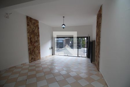 Casa à venda com 200m², 3 quartos e 4 vagasGaragem