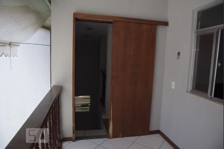 Casa para alugar com 90m², 2 quartos e 1 vagaVaranda superior