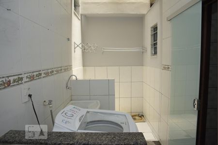 Casa para alugar com 90m², 2 quartos e 1 vagaÁrea de Serviço