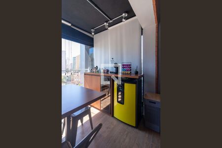 Sala de apartamento à venda com 1 quarto, 70m² em Vila Pompéia, São Paulo