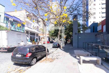 Apartamento à venda com 70m², 1 quarto e 1 vagaVista da Rua
