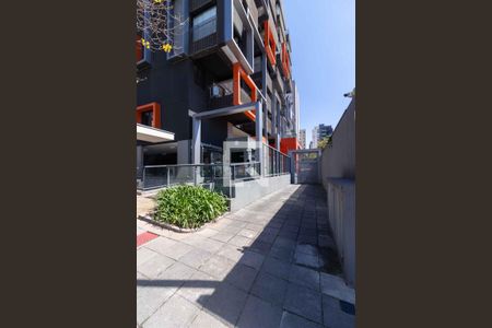 Apartamento à venda com 70m², 1 quarto e 1 vagaFachada e portaria