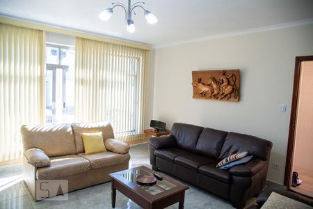 Sala de casa à venda com 3 quartos, 205m² em Vila Prudente, São Paulo