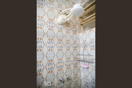 Casa à venda com 205m², 3 quartos e 3 vagas Casa à venda com 205m², 3 quartos e 3 vagasBanheiro da suite