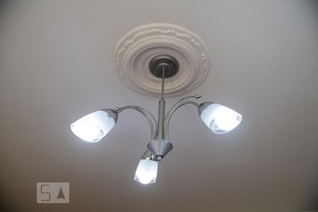 Sala - detalhe lustre de casa à venda com 3 quartos, 205m² em Vila Prudente, São Paulo