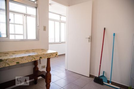 Casa à venda com 205m², 3 quartos e 3 vagas Casa à venda com 205m², 3 quartos e 3 vagasQuarto de serviço