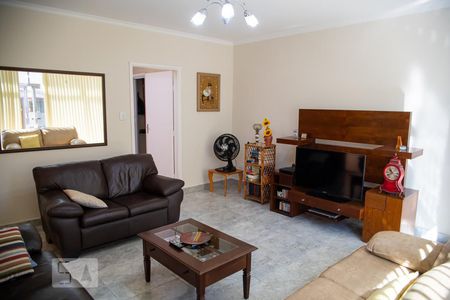 Sala de casa à venda com 3 quartos, 205m² em Vila Prudente, São Paulo