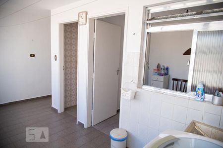 Casa à venda com 205m², 3 quartos e 3 vagas Casa à venda com 205m², 3 quartos e 3 vagasÁrea de serviço