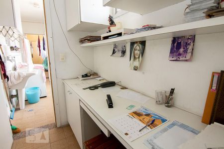 Apartamento à venda com 120m², 3 quartos e 2 vagasEscritório