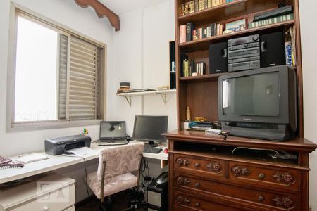 Apartamento à venda com 120m², 3 quartos e 2 vagasQuarto