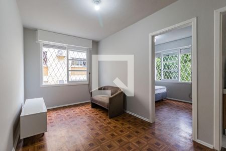 Sala de apartamento para alugar com 1 quarto, 38m² em Passo da Areia, Porto Alegre