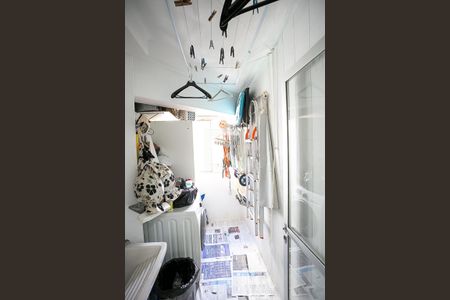 Apartamento à venda com 64m², 3 quartos e 1 vagaÁrea de Serviço