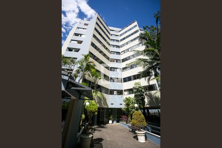 Apartamento à venda com 64m², 3 quartos e 1 vagaFachada