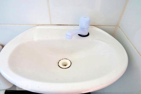 Banheiro - Torneira de kitnet/studio para alugar com 1 quarto, 28m² em Vila Medeiros, São Paulo