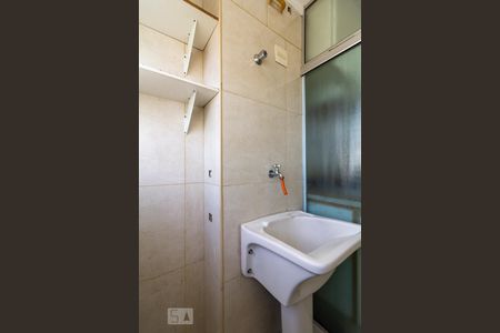 Apartamento à venda com 58m², 3 quartos e 1 vagaÁrea de Serviço