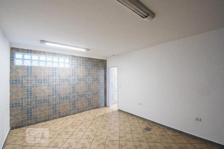 Quarto de casa para alugar com 1 quarto, 60m² em Jardim Santa Cruz (sacomã), São Paulo