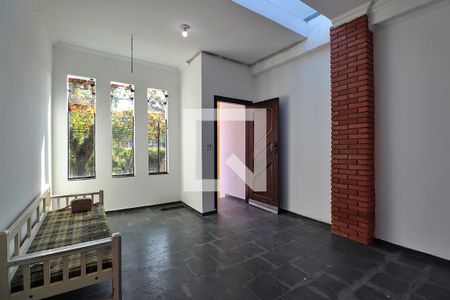 Casa à venda com 240m², 3 quartos e 3 vagasHall de Entrada