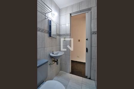 Casa à venda com 240m², 3 quartos e 3 vagasBanheiro da Suíte 3