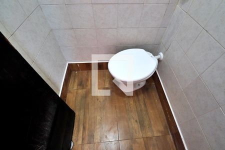 Casa à venda com 240m², 3 quartos e 3 vagasBanheiro de Serviço