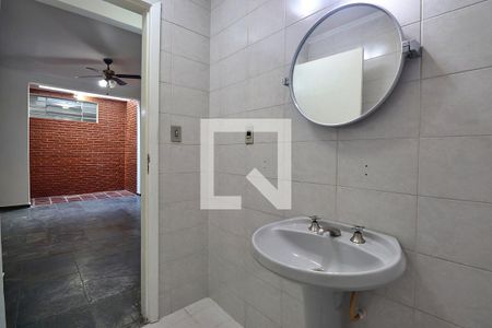 Casa à venda com 240m², 3 quartos e 3 vagasLavabo