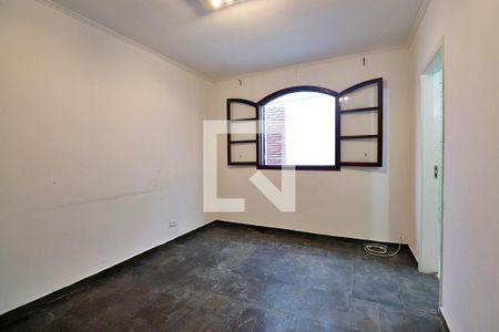 Casa à venda com 240m², 3 quartos e 3 vagasSuíte 1