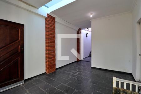 Casa à venda com 240m², 3 quartos e 3 vagasHall de Entrada