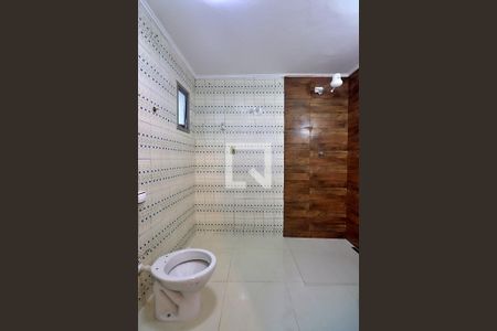 Casa à venda com 240m², 3 quartos e 3 vagasBanheiro da Suíte 1