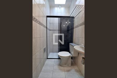 Casa à venda com 240m², 3 quartos e 3 vagasBanheiro da Suíte 3