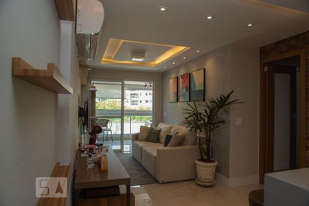 Sala  de apartamento à venda com 3 quartos, 88m² em Recreio dos Bandeirantes, Rio de Janeiro