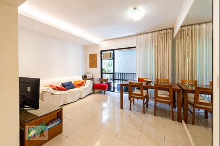 Sala de apartamento para alugar com 2 quartos, 80m² em Lagoa, Rio de Janeiro