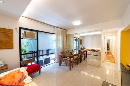 Sala de apartamento para alugar com 2 quartos, 80m² em Lagoa, Rio de Janeiro