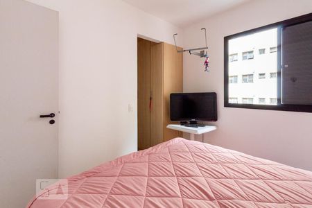 Suite de apartamento à venda com 2 quartos, 60m² em Vila Olímpia, São Paulo
