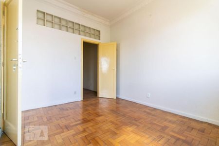 Quarto 1 de apartamento para alugar com 2 quartos, 75m² em Bonsucesso, Rio de Janeiro
