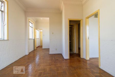 Sala de apartamento para alugar com 2 quartos, 75m² em Bonsucesso, Rio de Janeiro