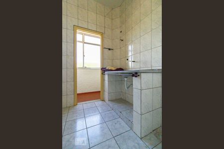 Apartamento para alugar com 75m², 2 quartos e sem vagaCozinha