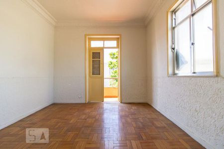 Sala de apartamento para alugar com 2 quartos, 75m² em Bonsucesso, Rio de Janeiro