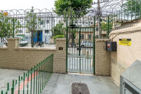 Apartamento para alugar com 55m², 1 quarto e sem vagaÁrea comum de acesso 