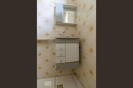 Apartamento para alugar com 55m², 1 quarto e sem vagaBanheiro - Armário