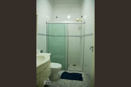 Casa à venda com 176m², 3 quartos e 1 vagaBanheiro